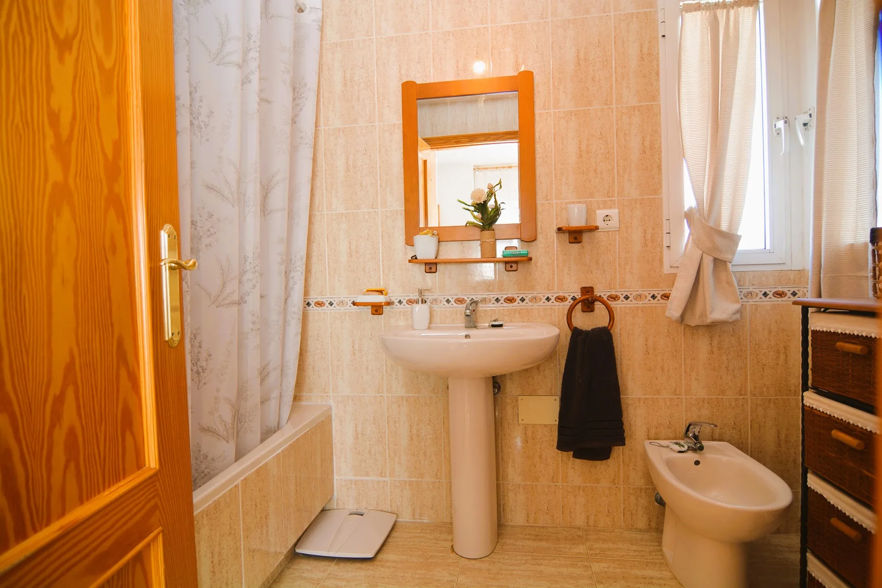 CAMPOAMOR.MORENO.SCHMIDT.PINAR_.III_.7J.013-21