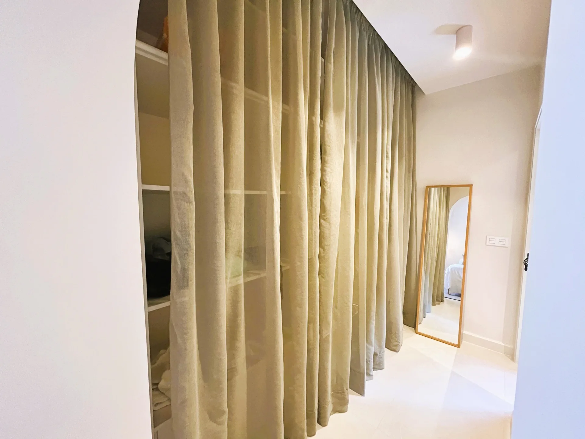 MORENO.SCHMIDT.CAMPOAMOR.A.10.019-22