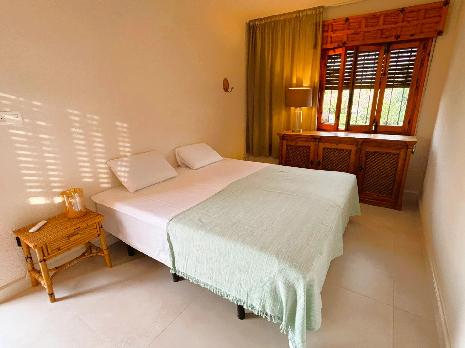 MORENO.SCHMIDT.CAMPOAMOR.A.10.031-20