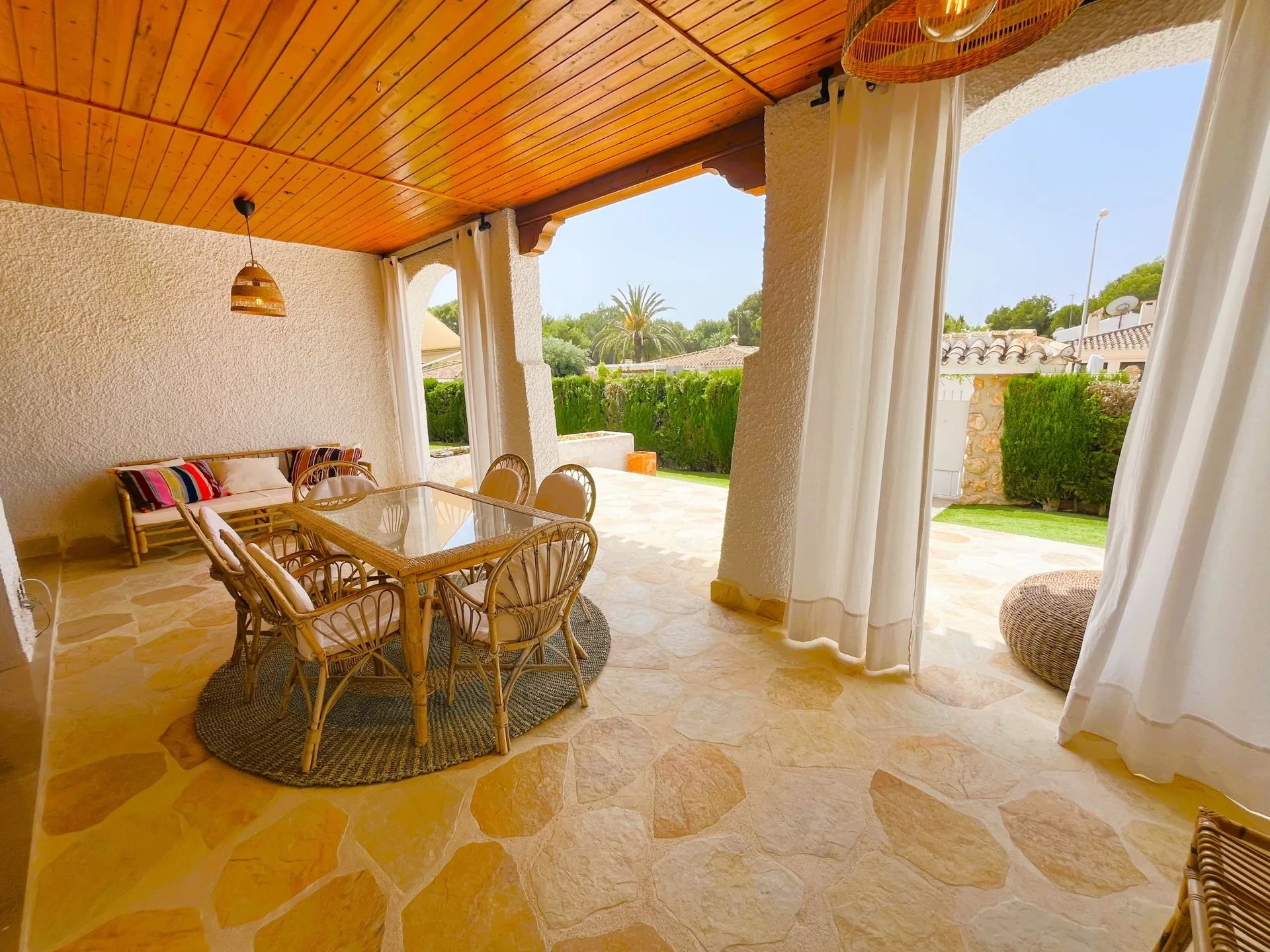 MORENO.SCHMIDT.CAMPOAMOR.A.10.033-21