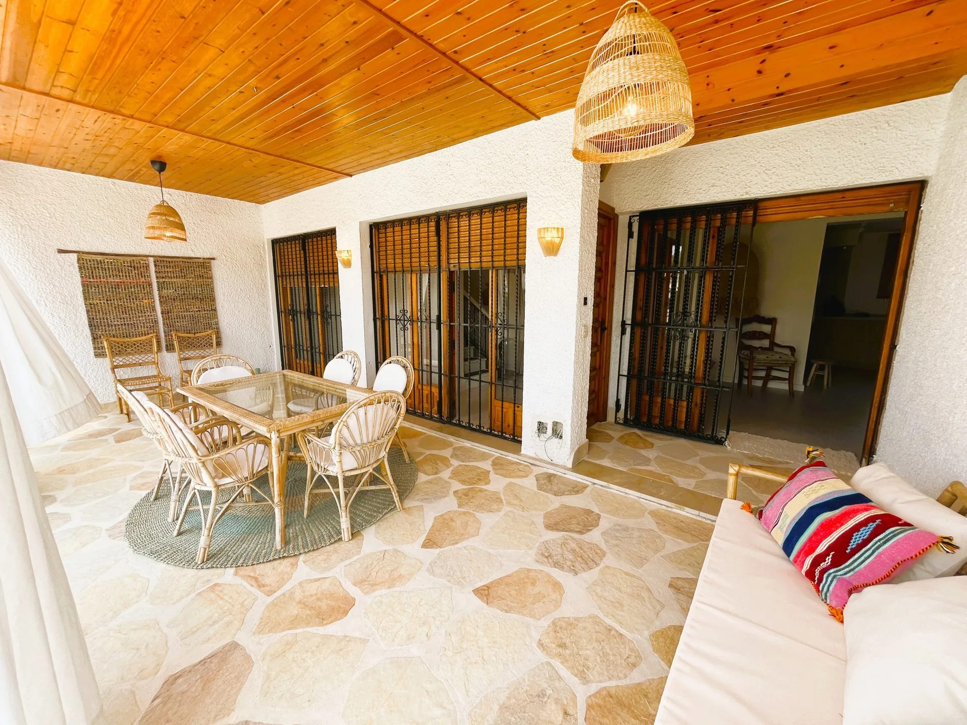 MORENO.SCHMIDT.CAMPOAMOR.A.10.035-21