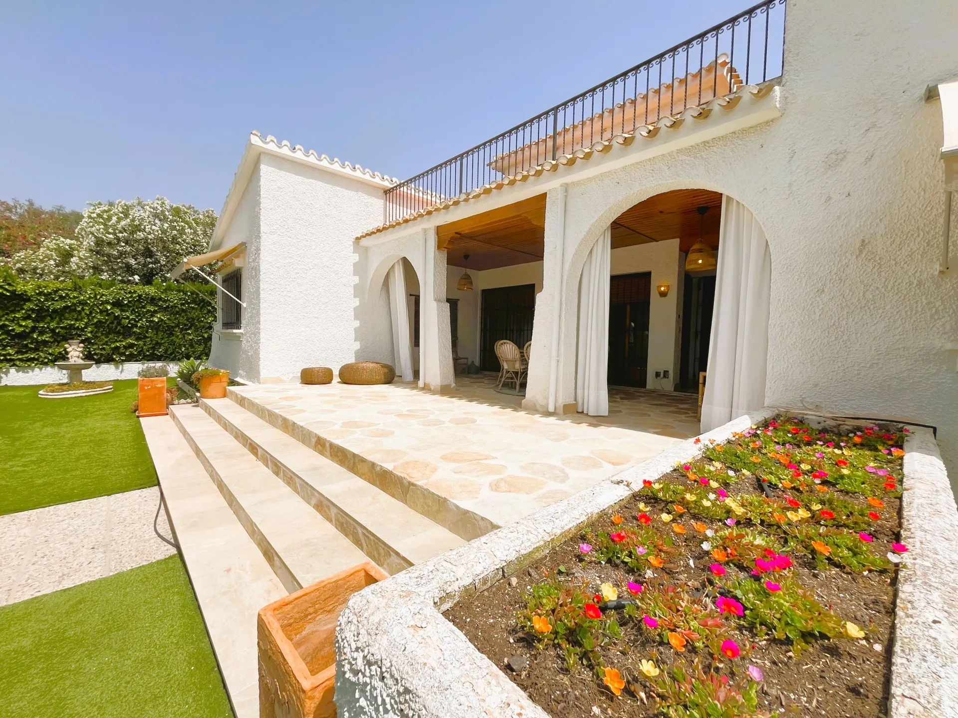 MORENO.SCHMIDT.CAMPOAMOR.A.10.036-22