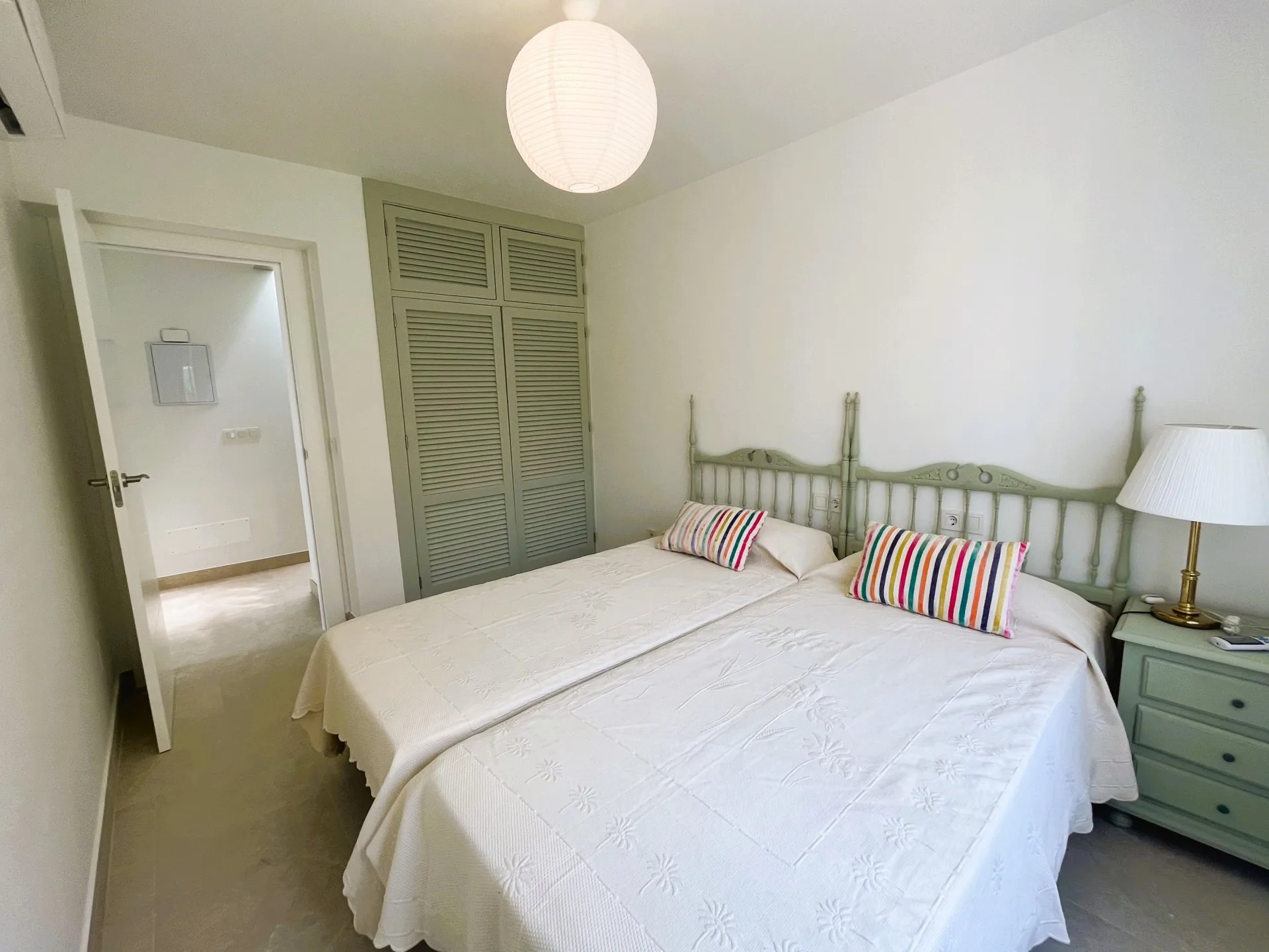 MORENO.SCHMIDT.CAMPOAMOR.M.134.016-20