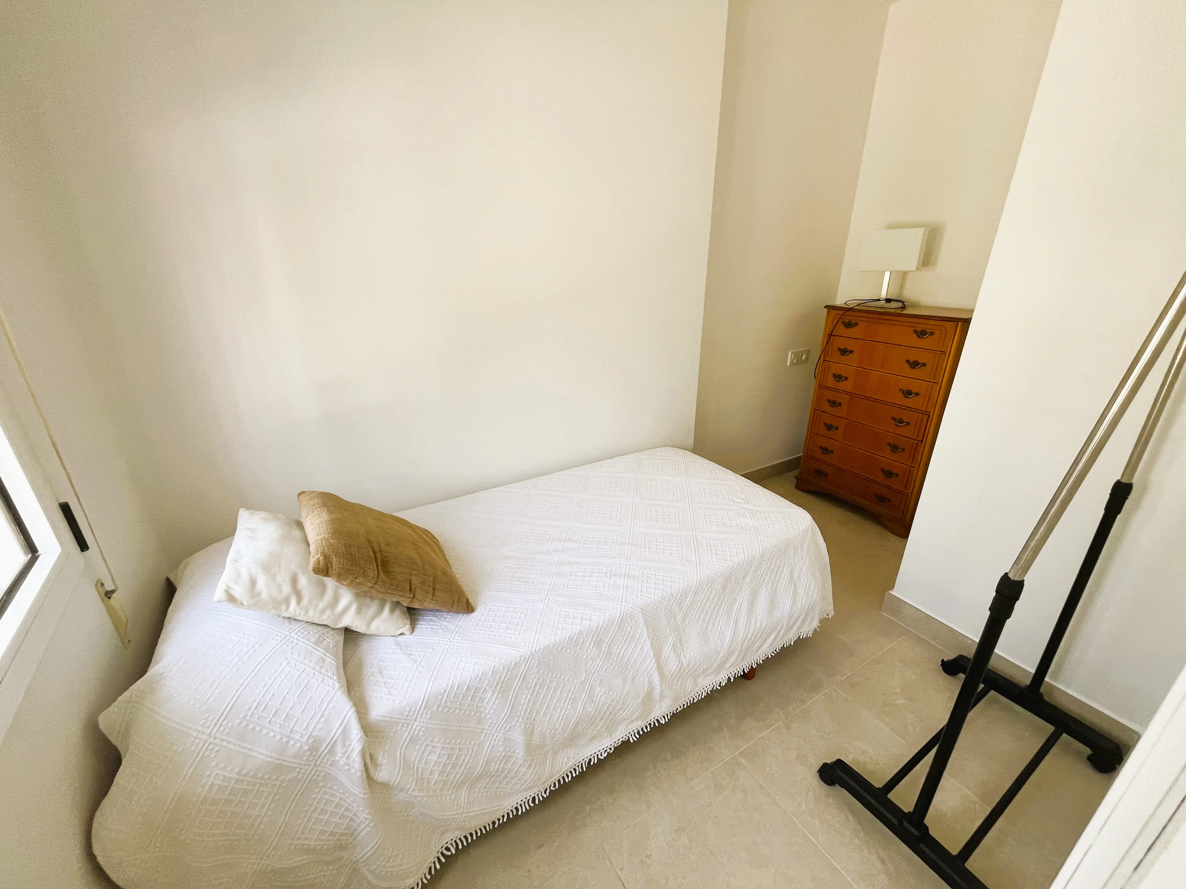 MORENO.SCHMIDT.CAMPOAMOR.M.134.017-20