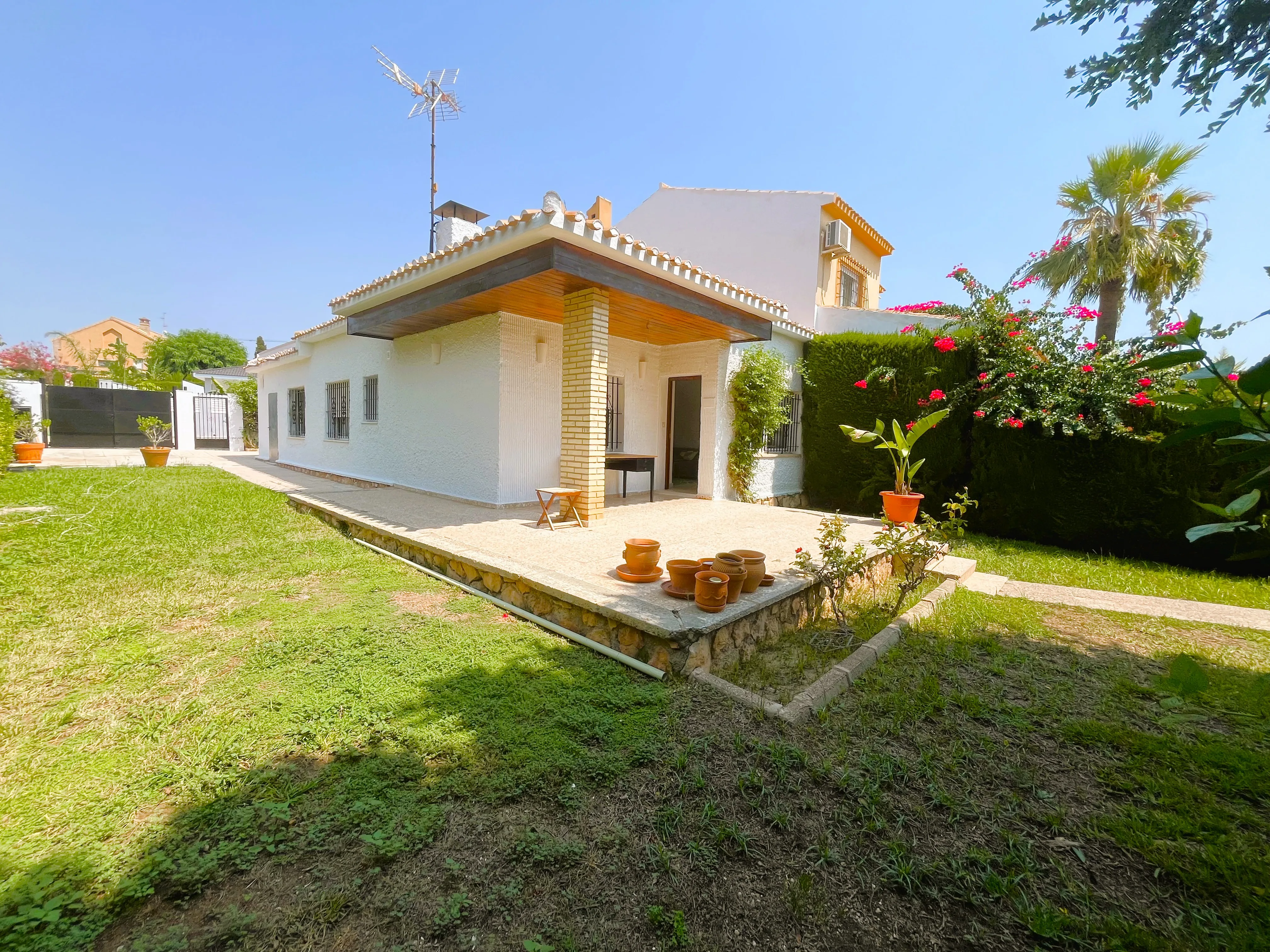 MORENO.SCHMIDT.CAMPOAMOR.M.134.018-21